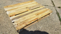 Paleta dřevěná ATYP 120x100cm - Použitá